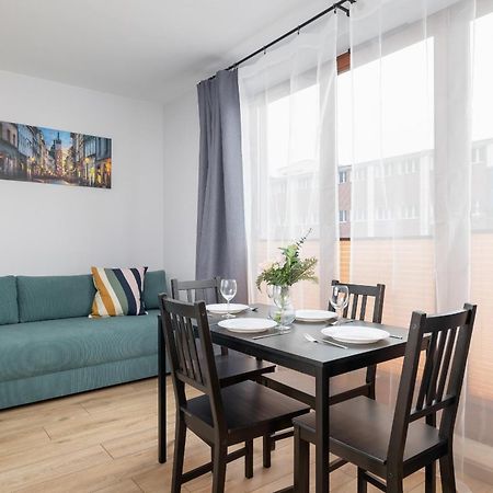 Stylish Apartment With Balcony & Parking Cracow By Noclegi Renters Краков Экстерьер фото
