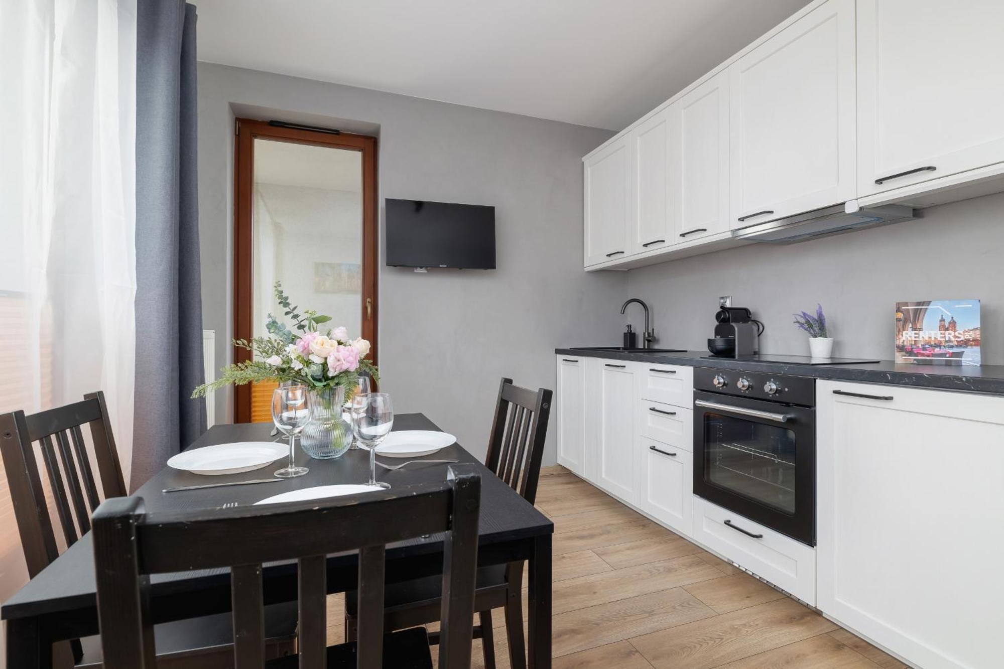 Stylish Apartment With Balcony & Parking Cracow By Noclegi Renters Краков Экстерьер фото