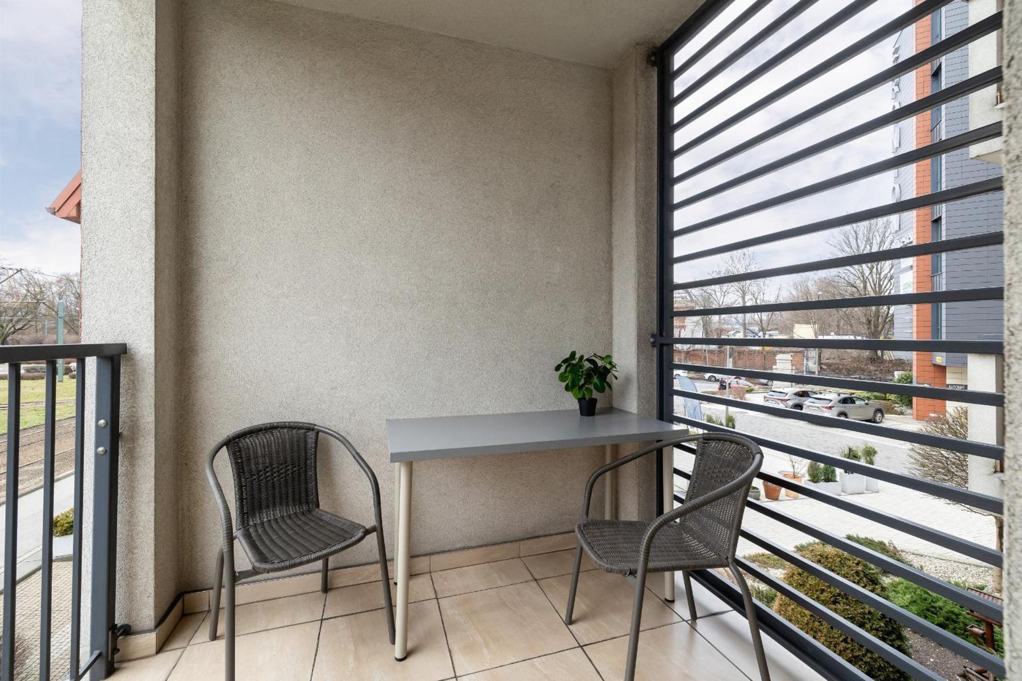 Stylish Apartment With Balcony & Parking Cracow By Noclegi Renters Краков Экстерьер фото